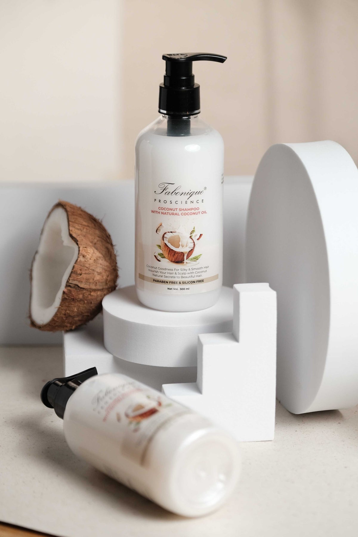 Product image of Fabonique Pro Science Coconut Shampoo 300 ml