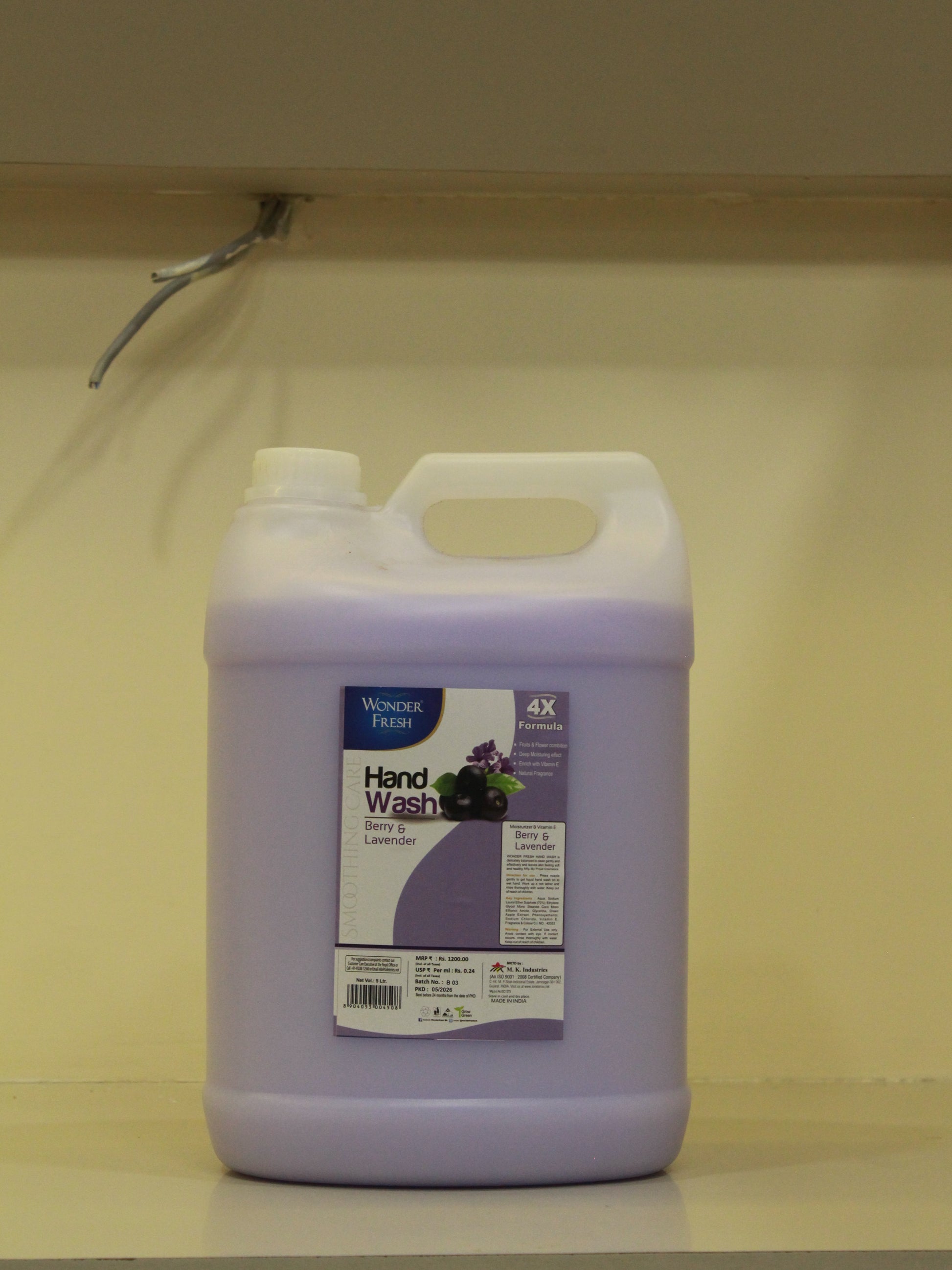 Wonder Fresh Berry & Lavender Handwash 5 ltr | Deep Cleansing, Kills Germs & Moisturises Hands